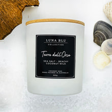 Load image into Gallery viewer, Torre dell&#39; Orso Candle
