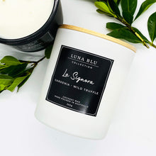 Load image into Gallery viewer, La Signora Candle
